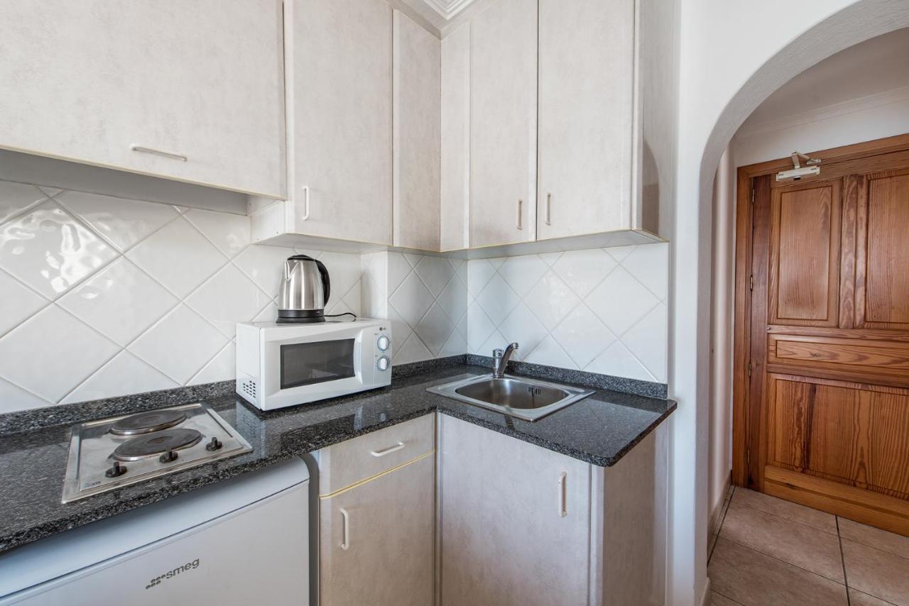 Es Cana Apartamentos Es Cane מראה חיצוני תמונה